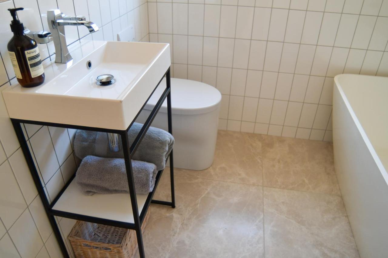 Luxury Croft Near Airport Rabbit And Hilton Holiday home